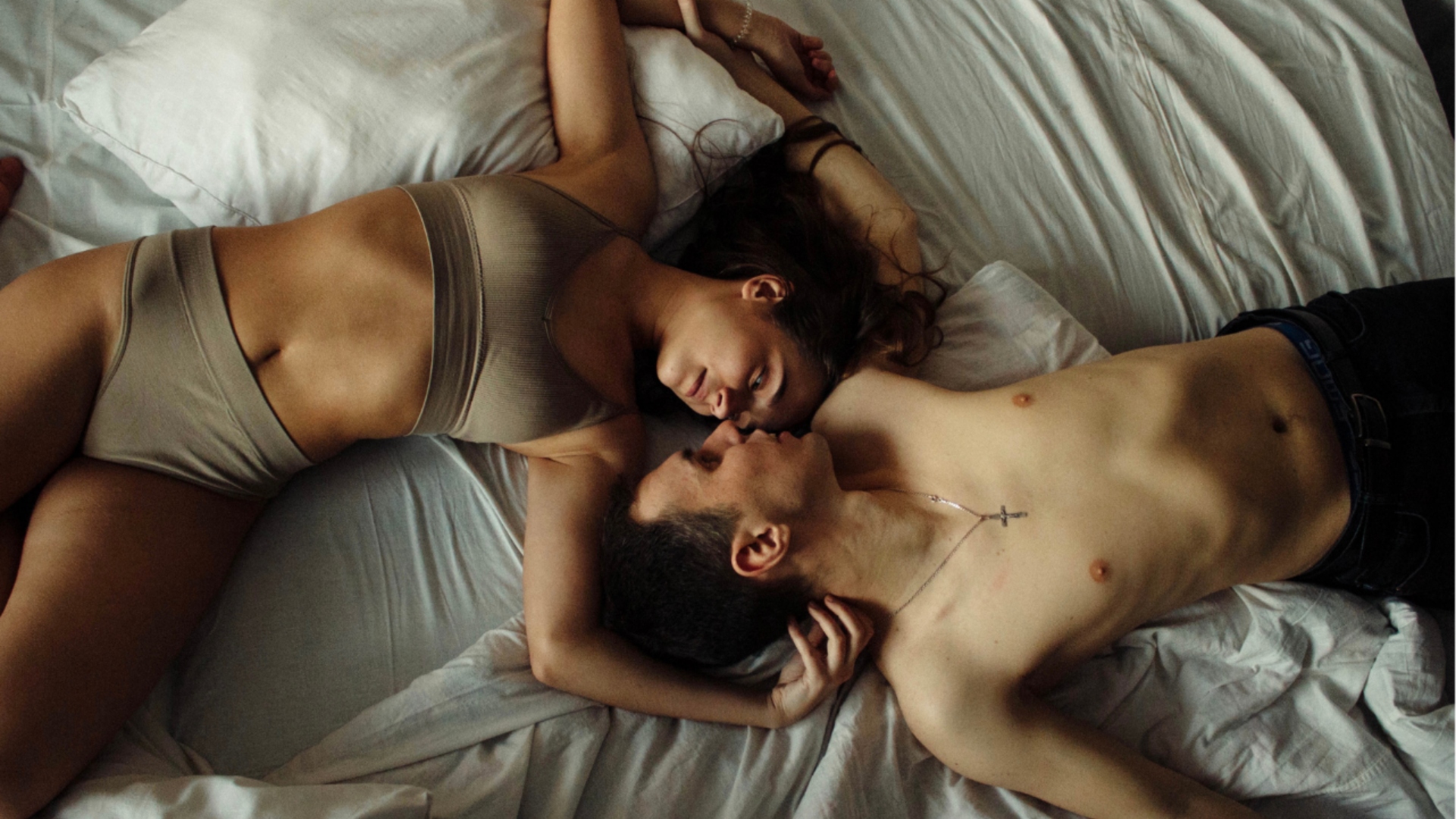 Sexo é capaz de aumentar o grau de satisfação com a vida e os níveis de felicidade, segundo especialista