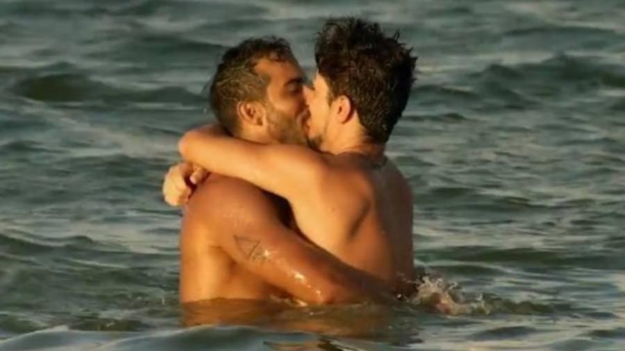 MTV é denunciada ao Ministério Público por corte de sexo gay no ‘De Férias com o Ex’