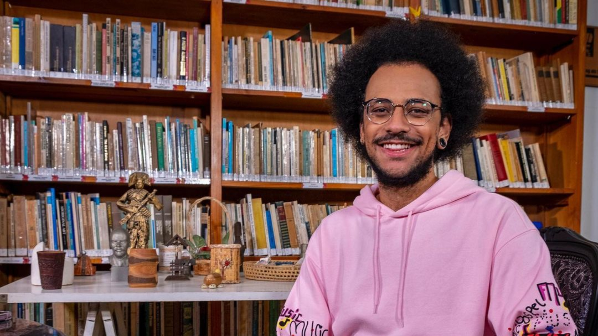 João Luiz fala sobre a importância de investirmos no estudo: “Entendo a educação como algo que ultrapassa o espaço físico”