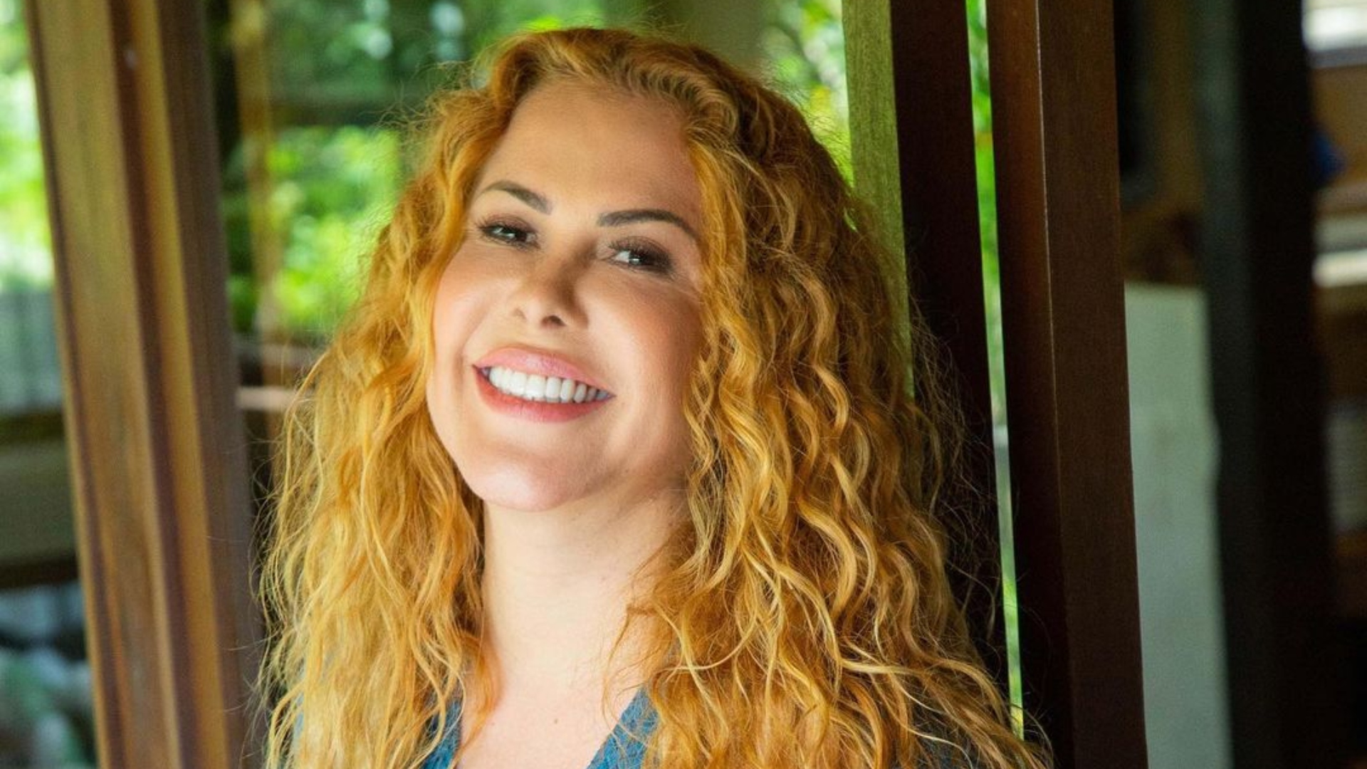 Joelma se pronuncia após receber críticas de não ter atendido fã no camarim