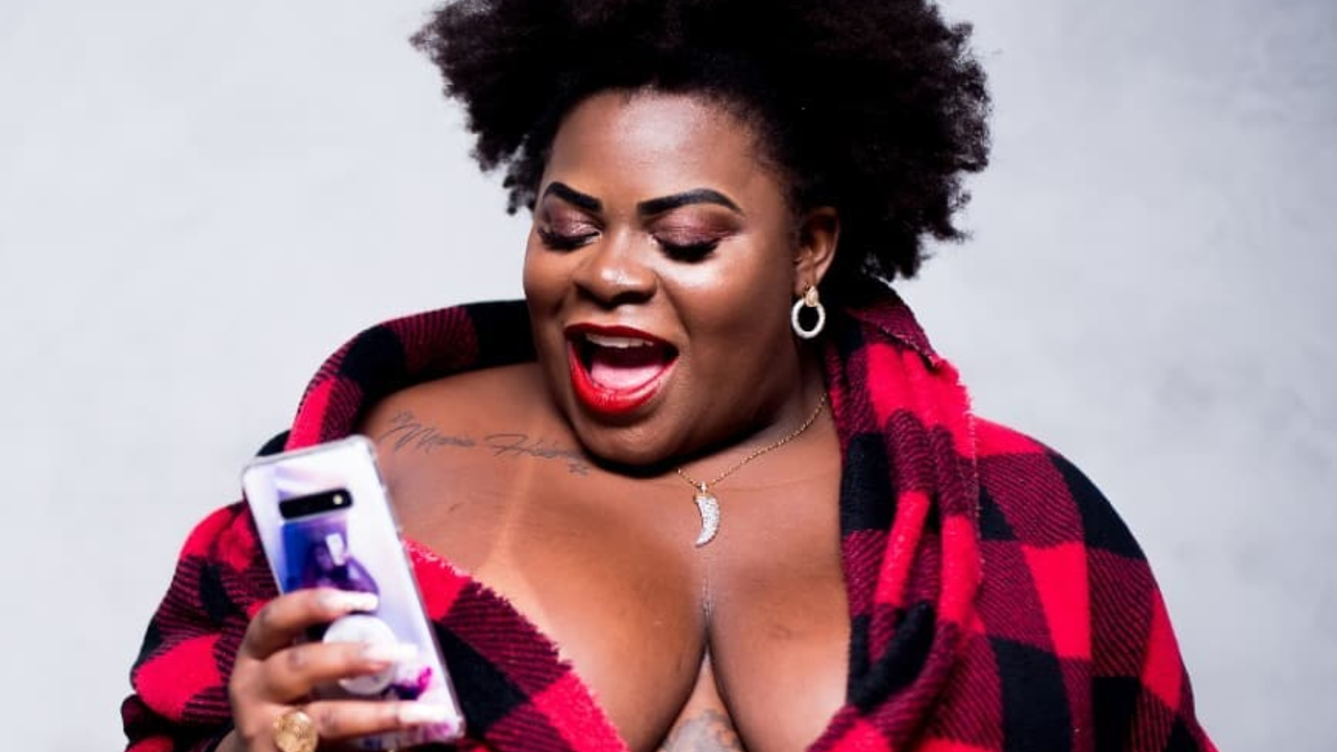 A Fazenda 12: Socorro! Jojo Todynho admite ser fogosa e brinca sobre falta de sexo: “Estou virgem há 5 meses”