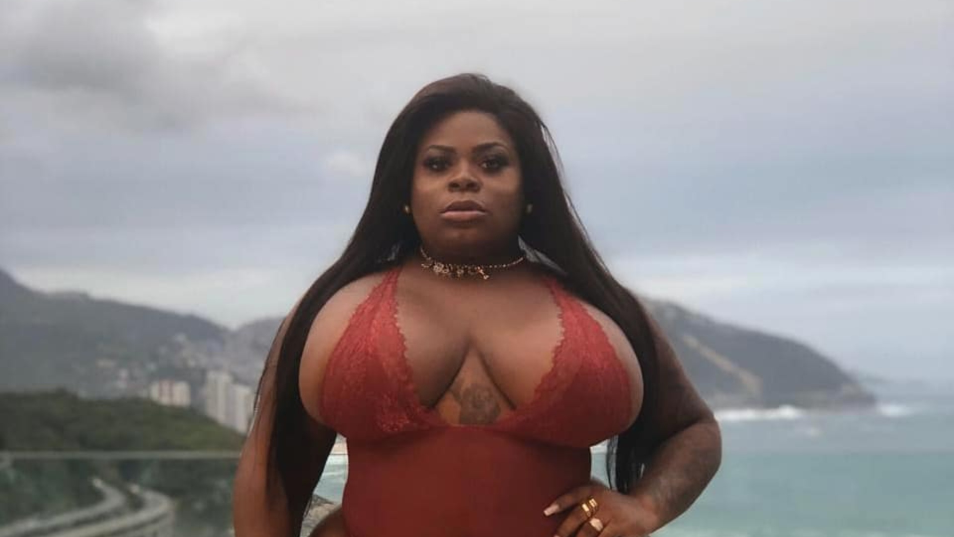 Jojo Todynho esbraveja após críticas sobre seu corpo: “Lute, amor”