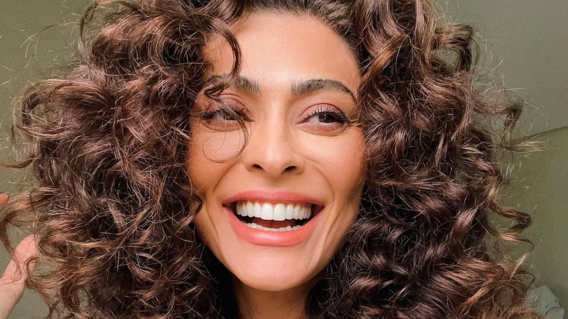 Juliana Paes é massacrada após publicação polêmica