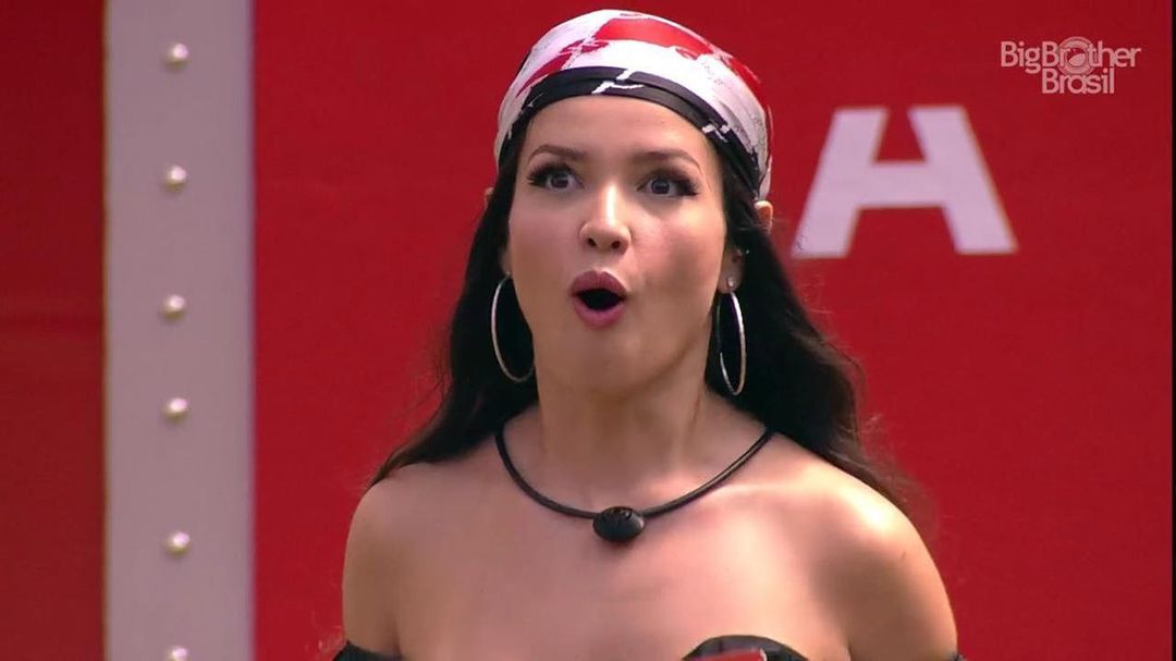 BBB21: Juliette assume que já ficou com ator famoso e o galã manda indireta para ela