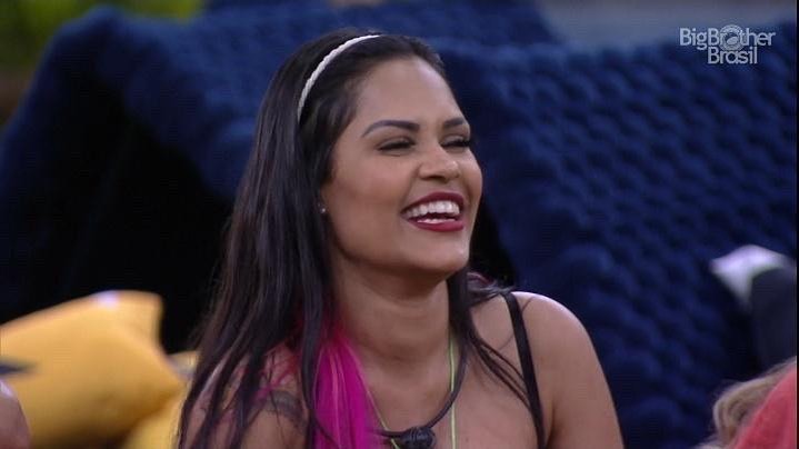Em conversa com sisters, Flayslane revela que já ficou com dois famosos globais; saiba quem são