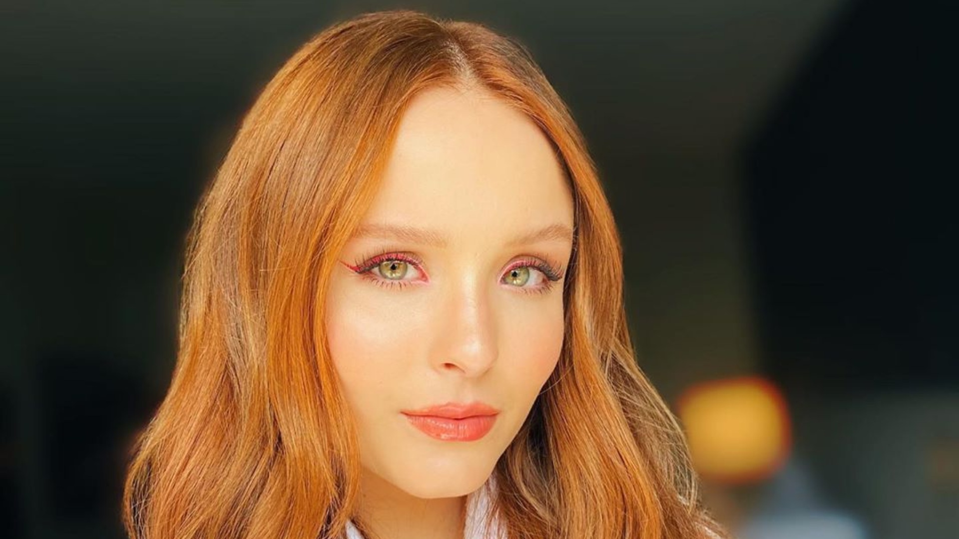 De pertinho! Larissa Manoela dá ‘close’ em parte do corpo e fãs elogiam: “Queria eu”