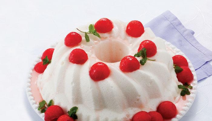 Musse diet de graviola com calda de melancia