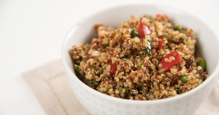 Culinária fit: risoto de quinoa, atum e amaranto
