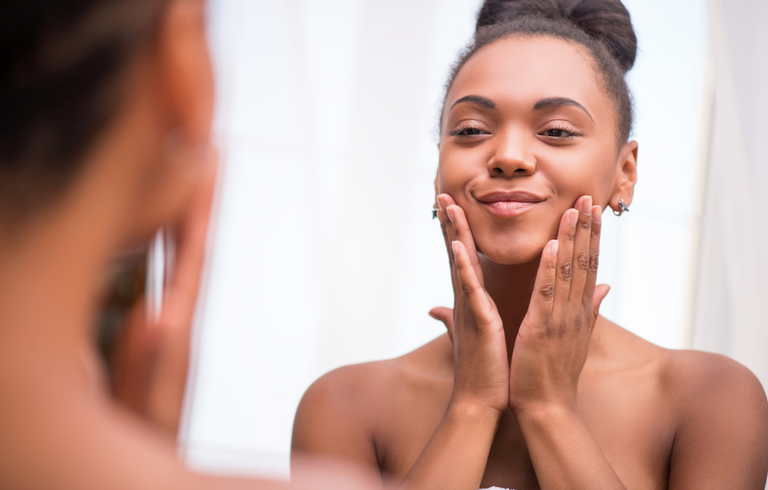 Dica rápida MÁXIMA: capriche nas esfoliação para uma pele linda no verão
