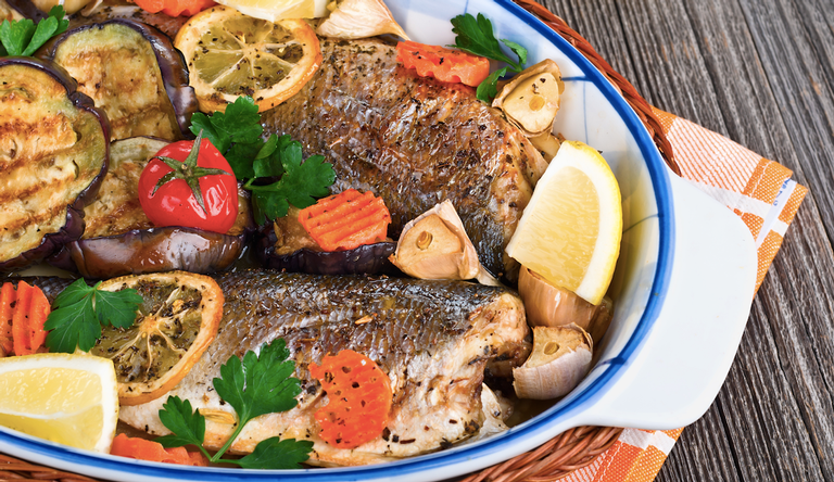 Receita do dia: peixe assado