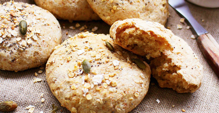 Receita do dia: pãezinhos de cereais
