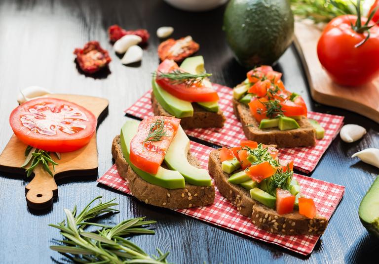 Alimentação equilibrada no verão: como incluir preparações práticas e refrescantes