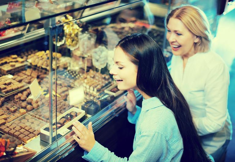 Docinho depois do almoço? Saiba por que temos essa vontade e aprenda a controlá-la