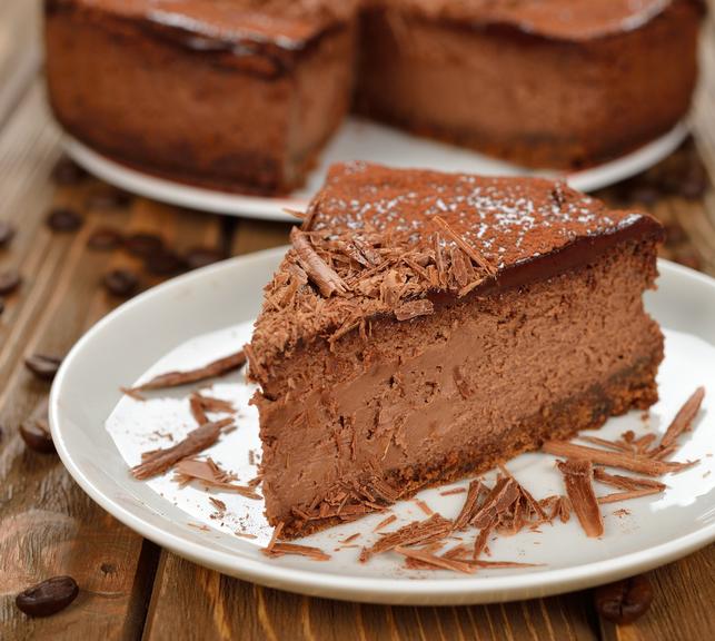 Cheesecake gelado de chocolate com café