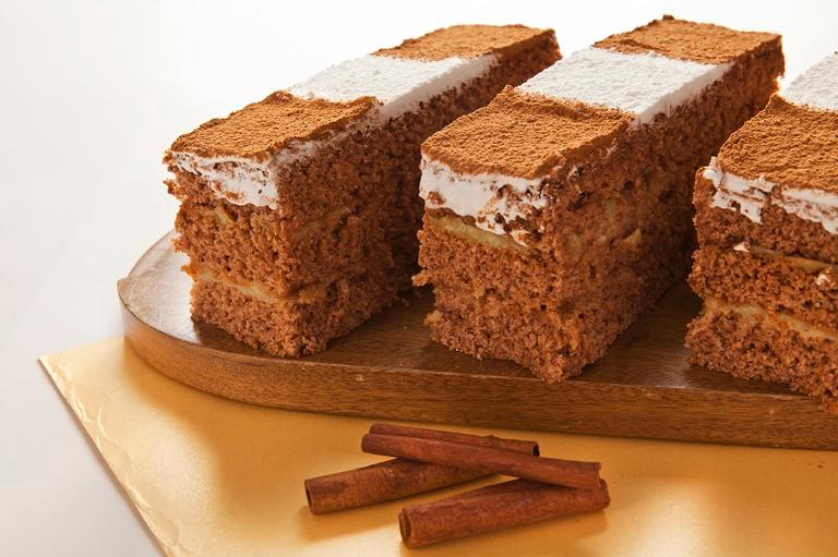 Bolo clássico para o café da tarde