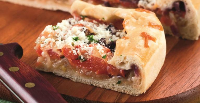 Receita do dia: Focaccia de cebola e tomate