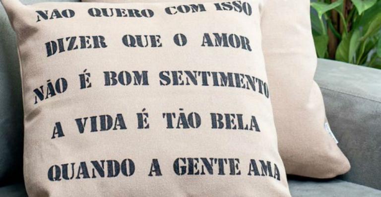 Aprenda a fazer uma almofada customizada superfofa