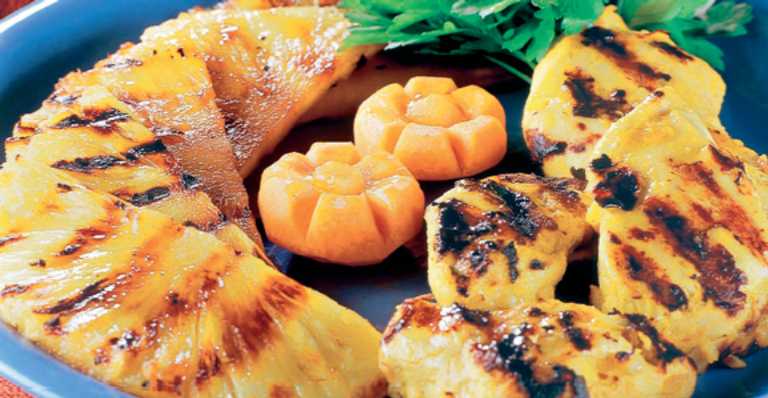Receita do dia: Frango com abacaxi