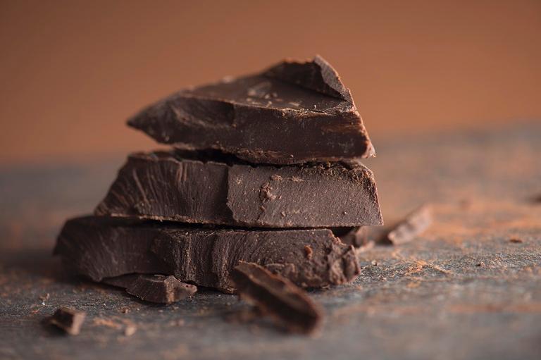Pesquisadora brasileira produz chocolate funcional que regula o intestino