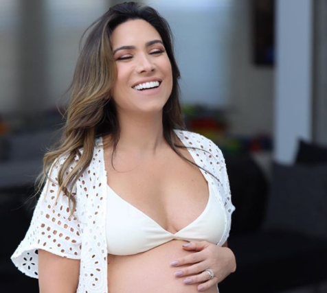 Nasceu Jane, filha de Patrícia Abravanel