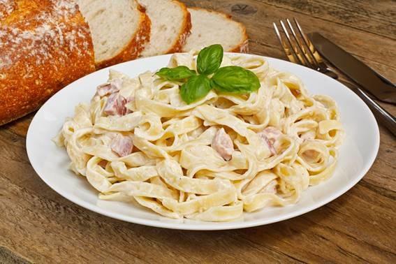 Talharim à Carbonara