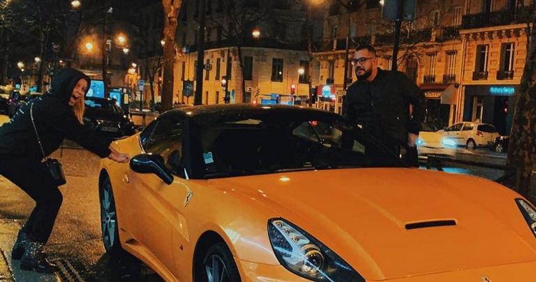 Brincadeira de Marília Mendonça em Paris é algo que todo mundo já fez, mas rendeu resposta atravessada a seguidor