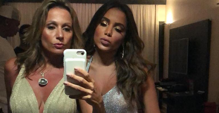 Comovida com post de Luísa Mell, Anitta garante lar para cachorrinho abandonado