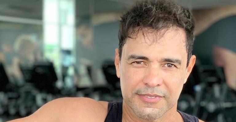 Aos 56 anos, Zezé Di Camargo impressiona seguidores com corpo musculoso