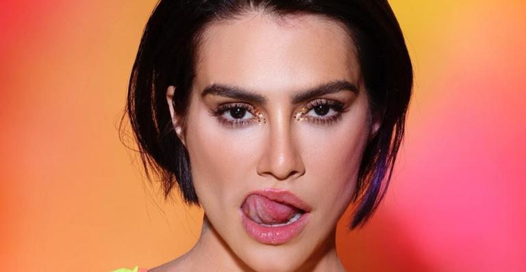 Sem papas na língua! Cleo desabafa sobre polêmica do ”Surubão de Noronha”