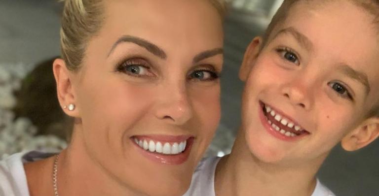 Ana Hickmann comemora 5 anos do filho e declaração emocionante comove fãs na web