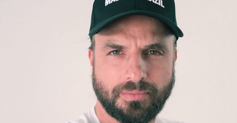 Cássio Reis posta clique com Carla Diaz: ”Hora de falar de amores verdadeiros”
