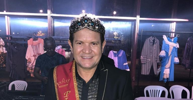 Após polêmica com Joelma, Ximbinha aparece com a nova esposa em rede social