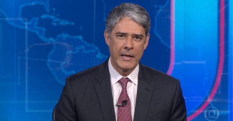 William Bonner toma atitude inesperada após noticiar tragédia de Suzano: ”Vontade de chorar”