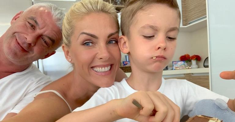 Ana Hickmann dá festão de aniversário para o filho com decoração temática