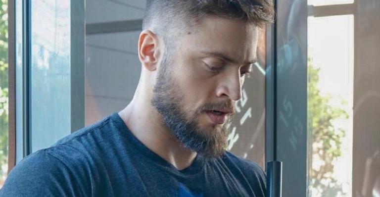 Após Preta Gil ser ofendida por seguidora, Rodrigo Godoy se declara: ”Se eu pudesse, te guardaria assim: dentro de mim”
