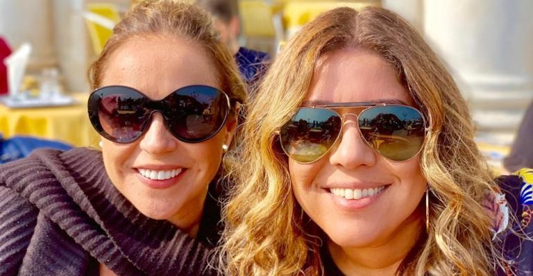Daniela Mercury e Malu Verçosa trocam beijos em viagem romântica na Itália: ”Beijo muito e sempre!”