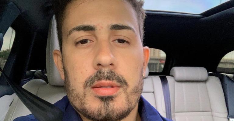 Carlinhos Maia encontra Alok em hotel de luxo em SP para acertar detalhes de seu casamento com Lucas Guimarães