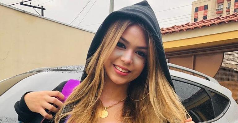 Após polêmica, MC Melody faz festão para comemorar os 12 anos