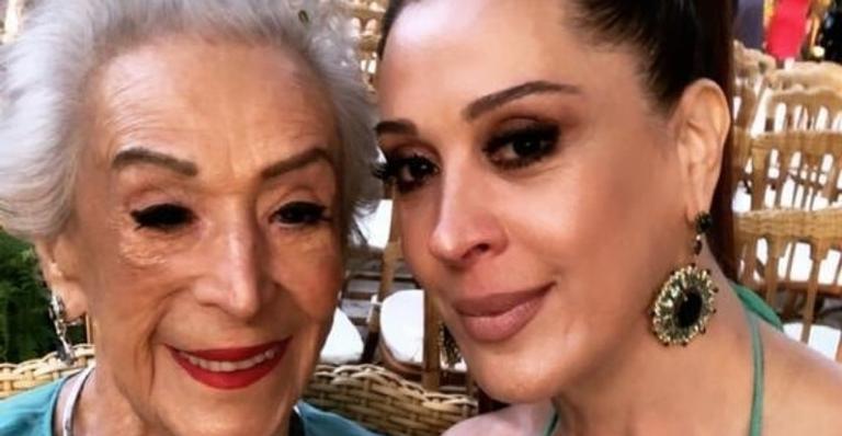 De volta à rotina! Após enterro de Odette Raia, Claudia Raia embarca em aeroporto de São Paulo
