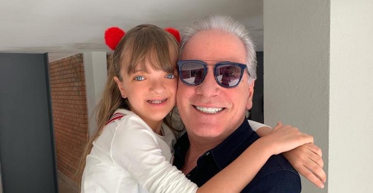 Ex de Ticiane Pinheiro, Roberto Justus fala sobre gravidez da apresentadora: ”Vou ganhar um bebê para curtir”