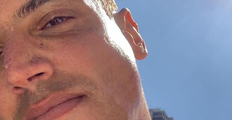 Leo Dias fala sobre a fé de Anitta no Candomblé: ”Não é sorte”