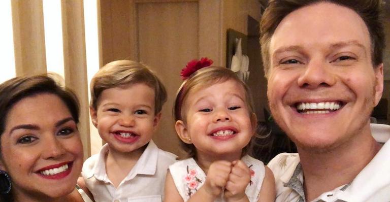 Michel Teló não aguenta de saudade e lamenta: ”Doido para voltar para casa!”