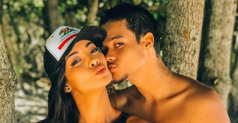 Carol Nakamura se emociona ao relembrar bullying com o filho: ”Procurei ajuda”