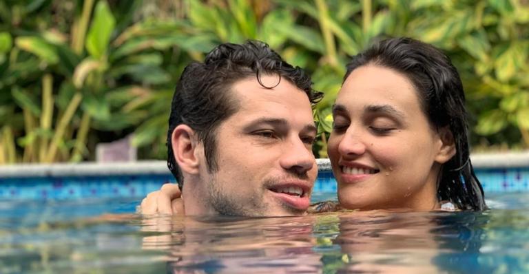 Após ser visto com Débora Nascimento, José Loreto desabafa: ”Enxuga aí essa lágrima”