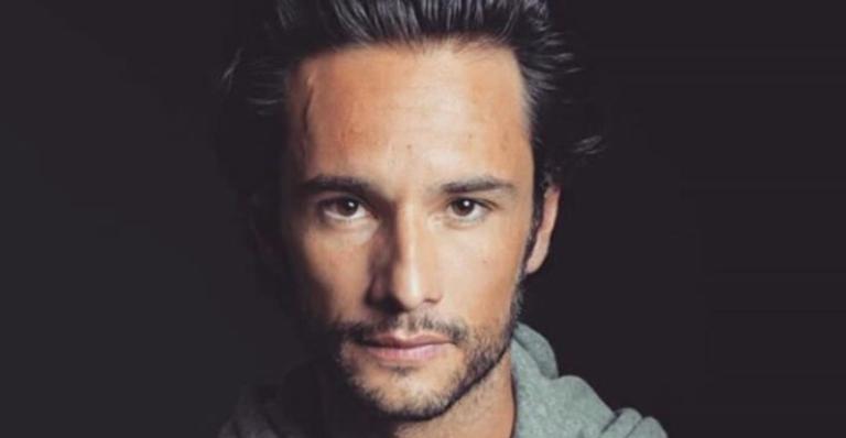 Com lançamento de filme, Rodrigo Santoro fala sobre carreira e fama: ”Me emociono”