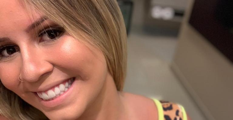 Com decotão, Marília Mendonça arranca elogios da web: ”Nenhum defeito”