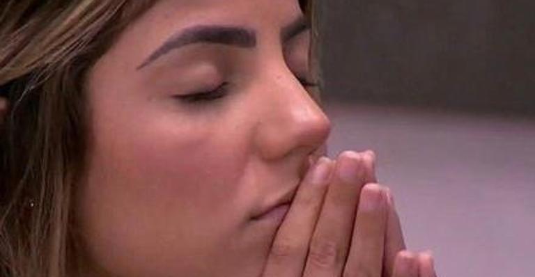 Expulsa do BBB, Hariany fala sobre legião de fãs na web: ”Pelo amor de Deus”