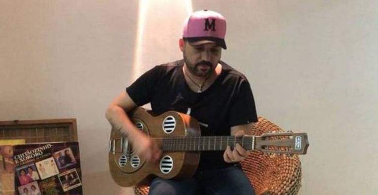 Sertanejo muda o visual e recebe comentários na web: ”Ficou melhor”