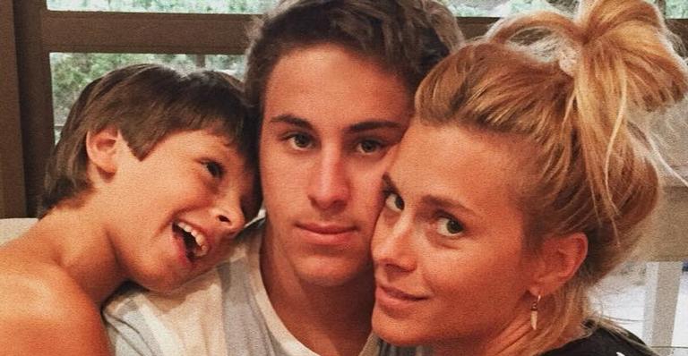 Carolina Dieckmann faz declaração emocionante no aniversário de 20 anos do filho: ”Voa”