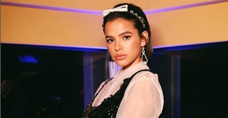 Youtuber afirma que vai processar Bruna Marquezine após deboche em vídeo